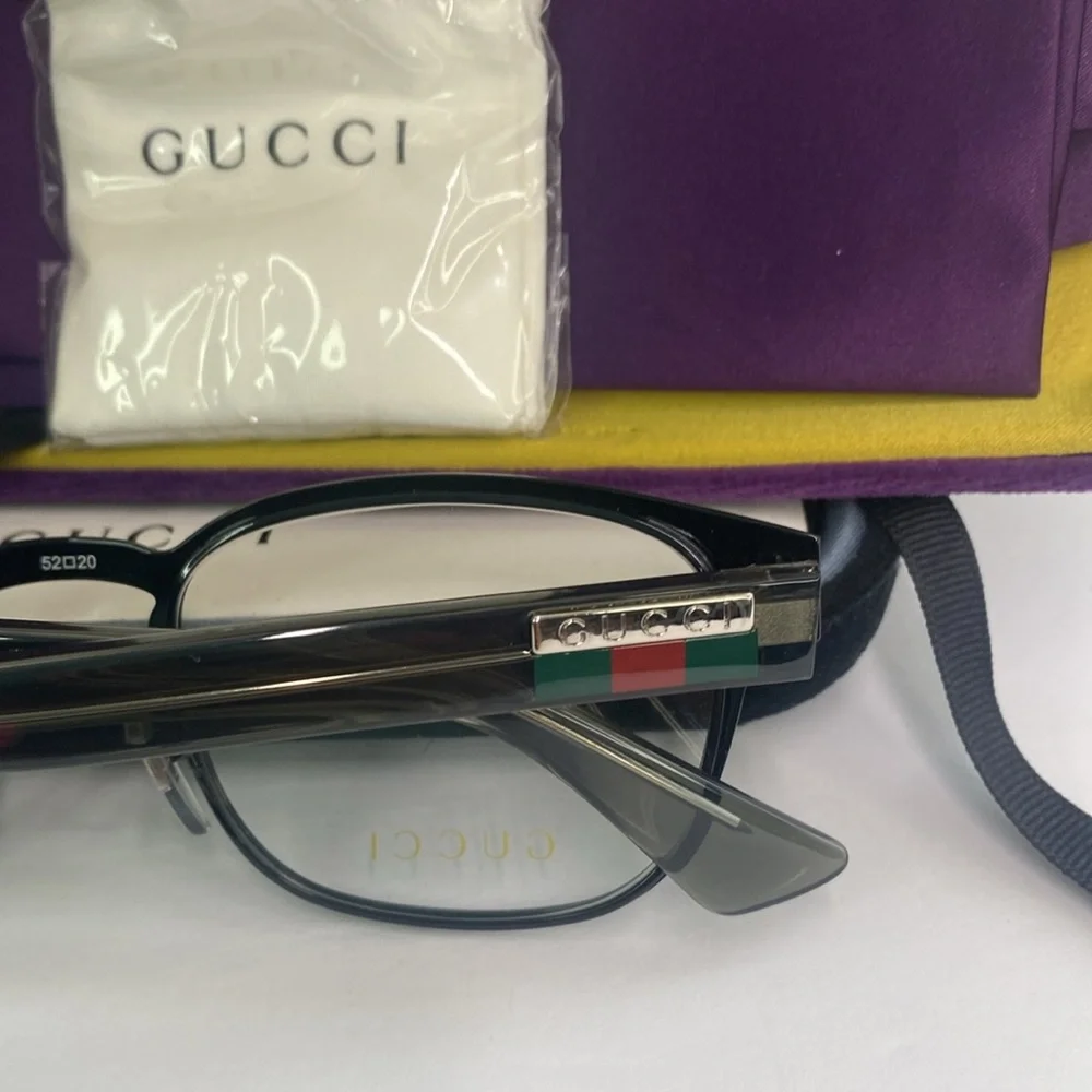 GG1118O Eyeglasses by Gucci™. Shape: Wayfarer, Material: Metal, Frame Full Rim.